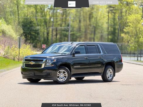 Used 2020 Chevrolet Suburban LT AWD/4WD image 38