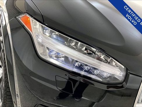 Certified 2024 Volvo XC90 B6 Ultimate w/ Protection Package Premier image 38