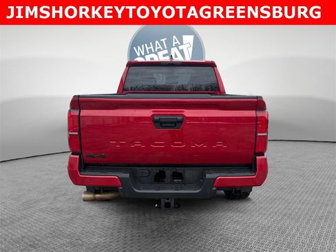 Used 2024 Toyota Tacoma TRD Sport image 5