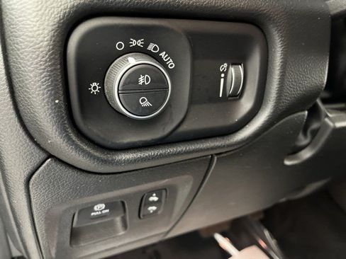Used 2022 RAM 1500 Big Horn AWD/4WD image 30