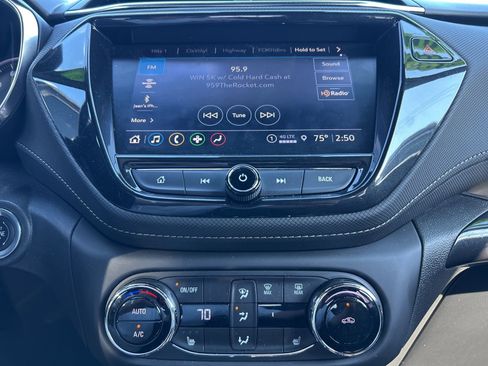 Used 2023 Chevrolet TrailBlazer ACTIV w/ Sun and Liftgate Package image 18