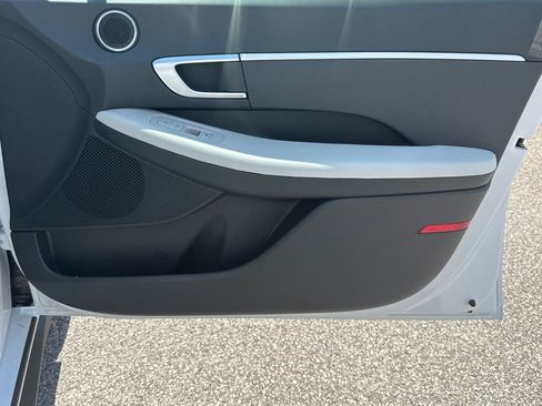 New 2025 Hyundai Sonata SE image 14