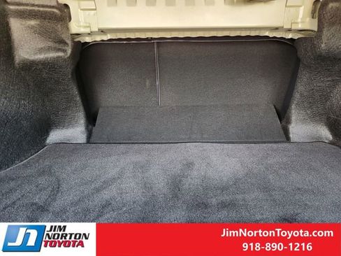 Used 2024 Toyota Camry SE FWD image 32