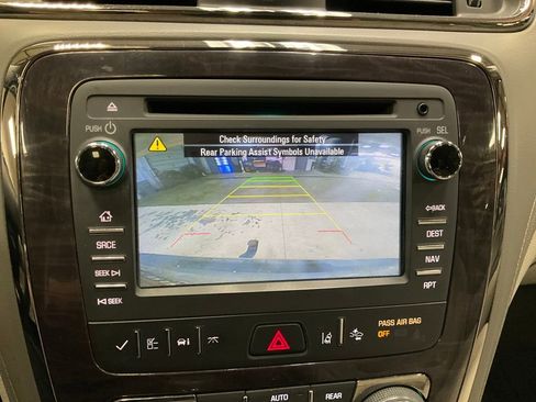 Used 2017 Buick Enclave Premium w/ Experience Buick Package image 27