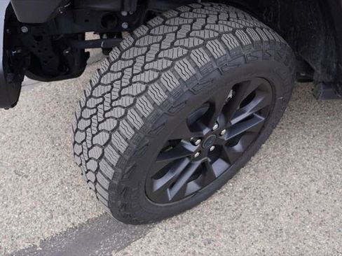Certified 2025 Jeep Wrangler Unlimited Sahara AWD/4WD image 13