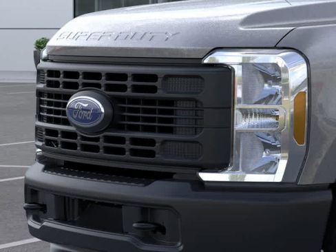 New 2026 Ford F250 XL RWD image 17