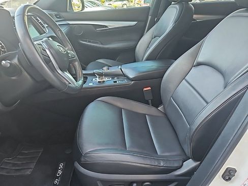 Used 2021 INFINITI QX50 Luxe w/ Appearance Package image 10