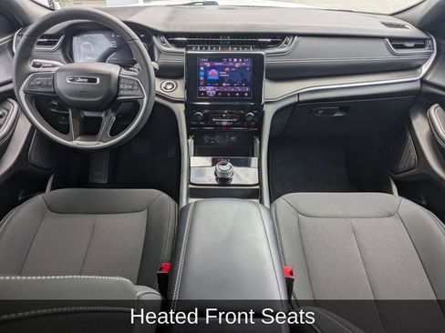 Used 2024 Jeep Grand Cherokee Laredo w/ Luxury Tech Group I AWD/4WD image 19