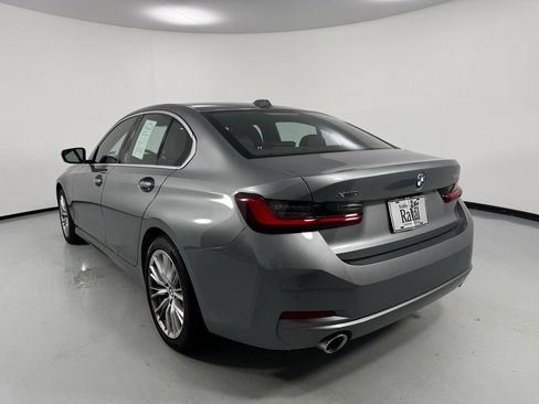 Used 2024 BMW 330i xDrive Sedan w/ Premium Package AWD/4WD image 5