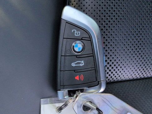 Used 2023 BMW M4 xDrive Competition image 34