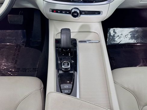 Used 2024 Volvo S60 B5 Core image 35