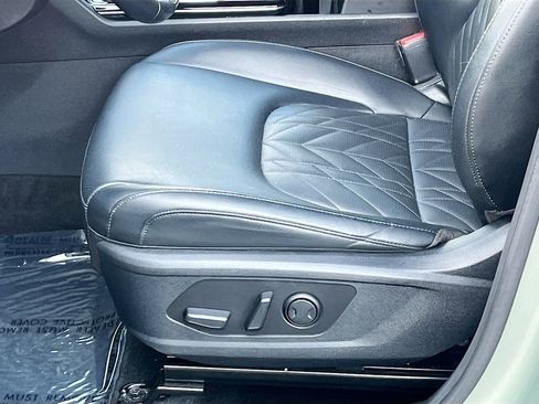 Certified 2023 Kia Sportage X-Line w/ X-Line Premium Package image 11