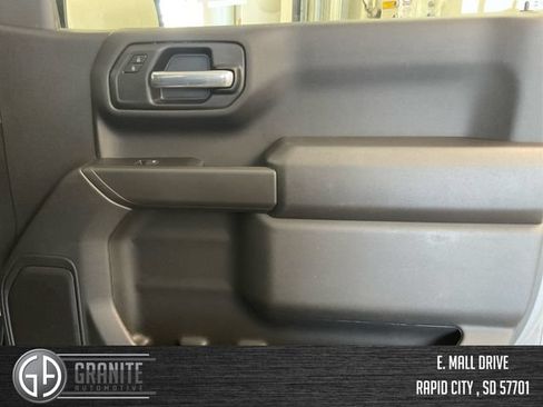 Used 2025 GMC Sierra 1500 Pro w/ Pro Value Package AWD/4WD image 19