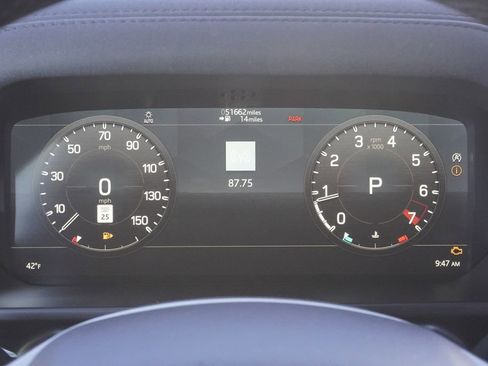 Used 2020 Land Rover Defender 110 SE image 11