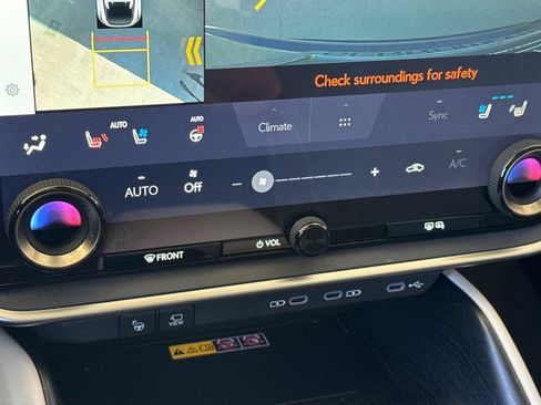 Certified 2023 Lexus RZ 450e Premium w/ Accessory Package (Z1) AWD/4WD image 18