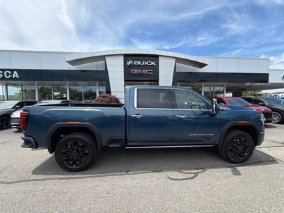 New 2026 GMC Sierra 2500 Denali w/ Denali Reserve Package