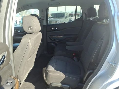 Used 2020 GMC Acadia SLE w/ Driver Convenience Package image 15