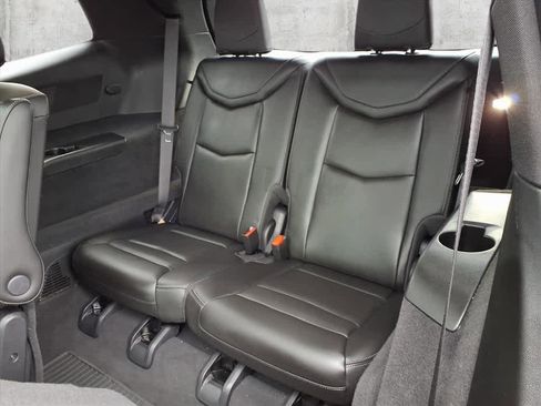 Used 2021 Cadillac XT6 Sport image 10