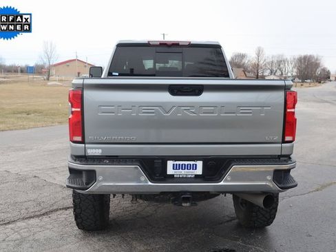 Used 2025 Chevrolet Silverado 2500 LTZ w/ LTZ Convenience Package image 19