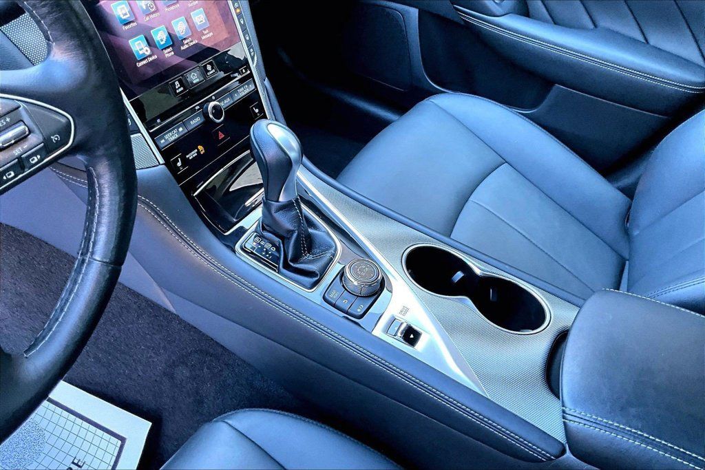 Used 2016 INFINITI Q50 3.0t Premium w/ 3.0T Premium Plus Package AWD/4WD image 17