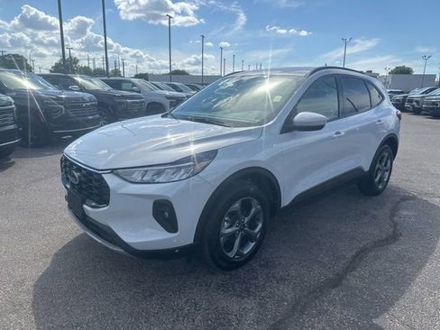 Used 2025 Ford Escape ST-Line Select AWD/4WD image 7