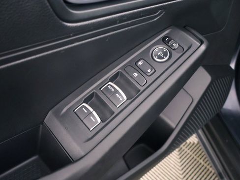 Certified 2025 Honda Accord LX image 34