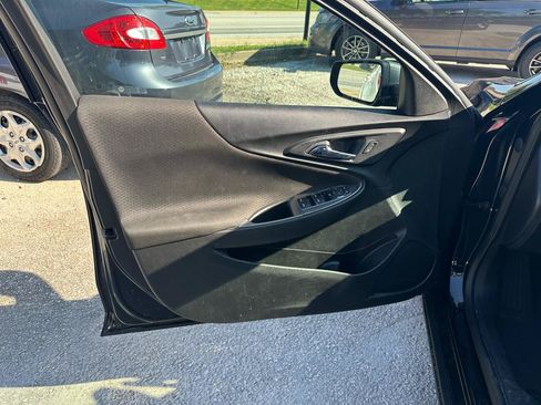 Used 2023 Chevrolet Malibu LS FWD image 11