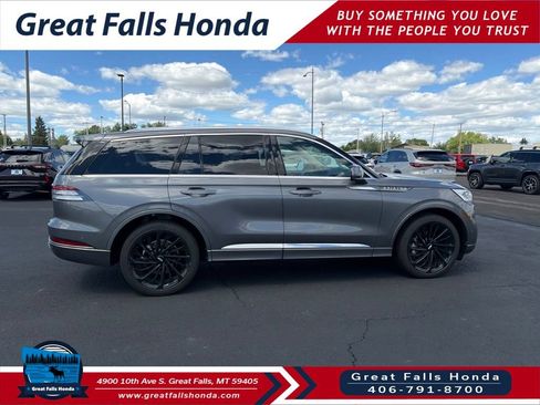 Used 2022 Lincoln Aviator Reserve w/ Equipment Group 201A AWD/4WD image 8