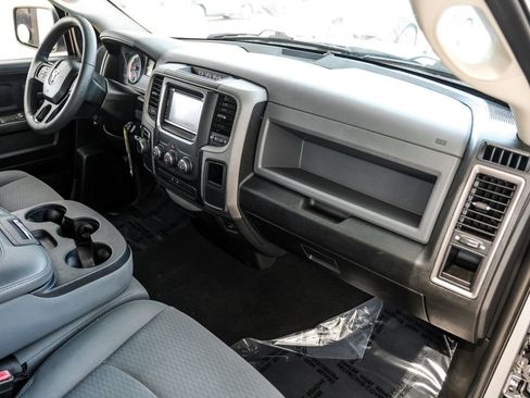Used 2019 RAM 1500 Tradesman w/ Chrome Plus Package RWD image 9
