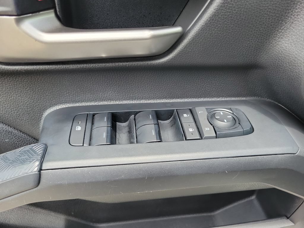 Used 2024 Toyota Tacoma TRD Off-Road AWD/4WD image 19