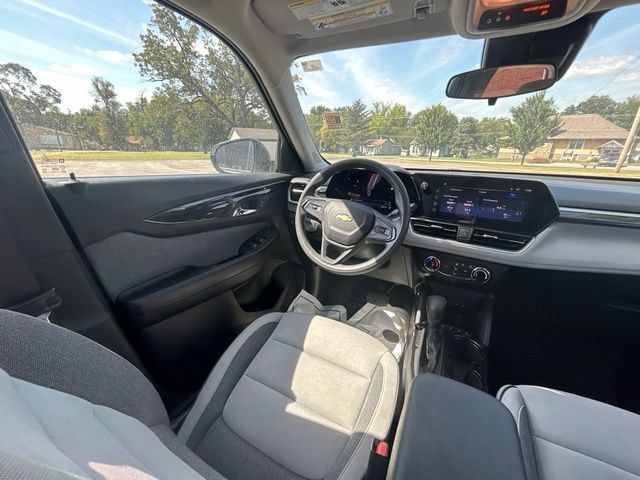 Used 2026 Chevrolet TrailBlazer LS w/ LS Convenience Package FWD image 40