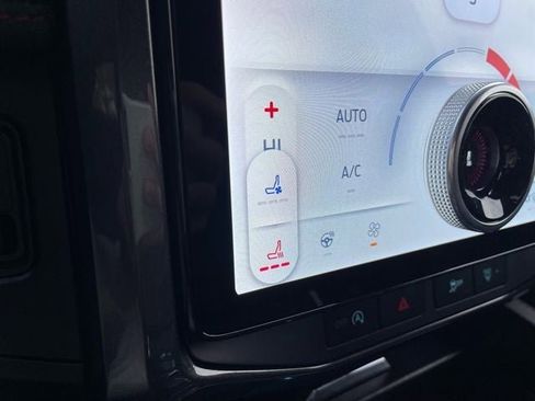 Used 2024 Ford Expedition Max Limited image 24