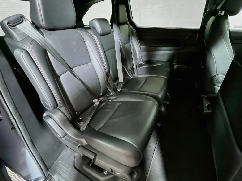 Used 2025 Honda Odyssey Sport-L image 25