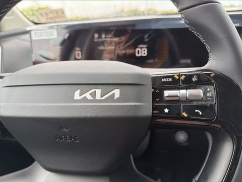 New 2026 Kia Sorento S AWD/4WD image 21