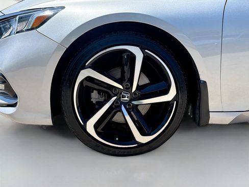 Used 2019 Honda Accord Sport image 28