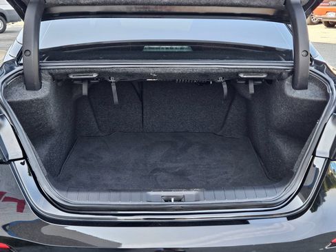 Used 2023 Nissan Maxima Platinum w/ Sport Mat Group FWD image 29
