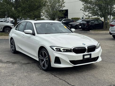 Used 2023 BMW 330i xDrive Sedan w/ Premium Package AWD/4WD image 3