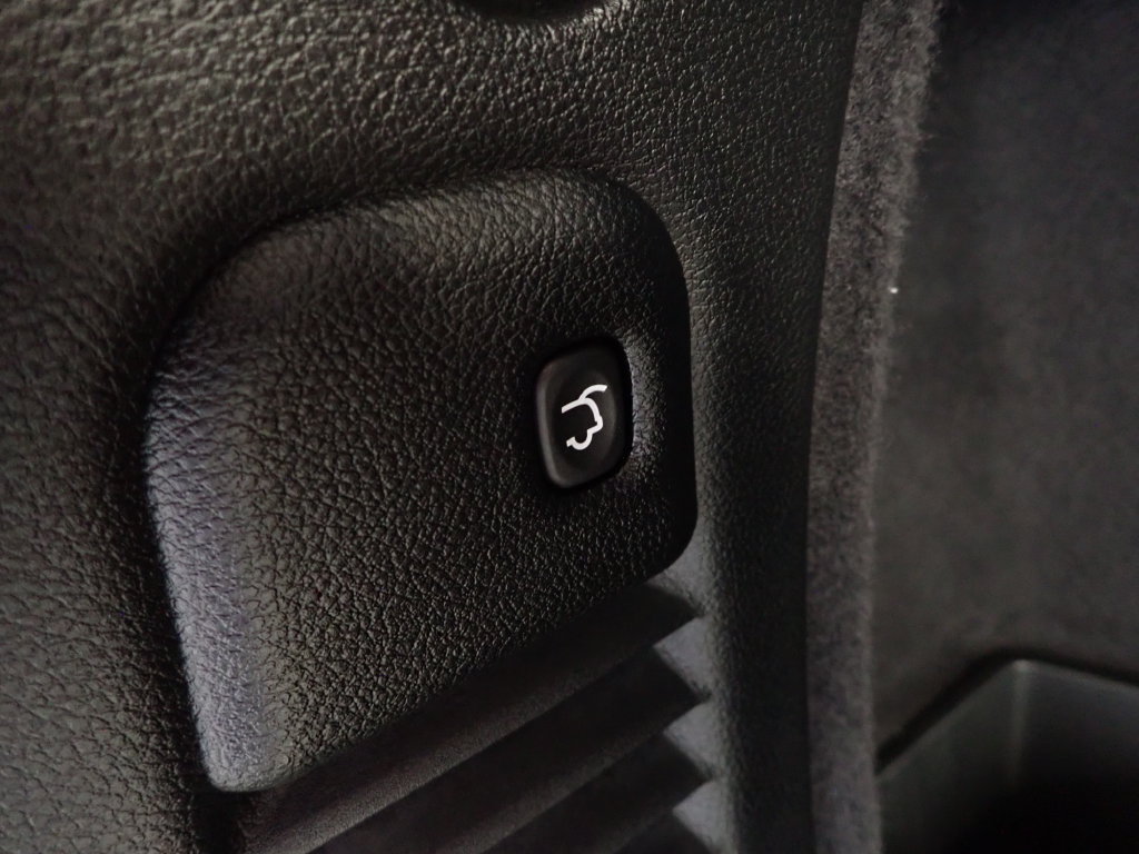 Used 2024 Dodge Durango SRT Hellcat w/ Black Package AWD/4WD image 17