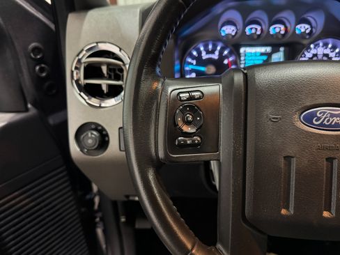 Used 2011 Ford F350 Lariat image 21