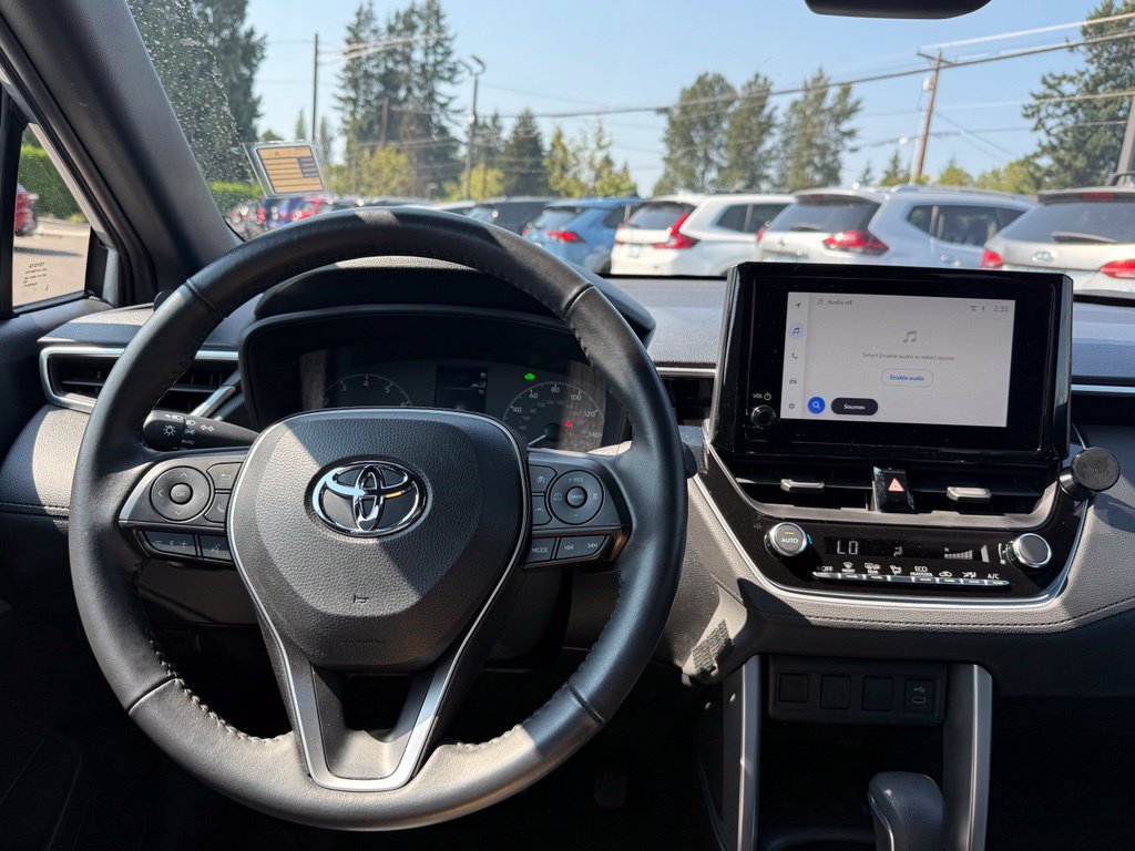 Used 2023 Toyota Corolla Cross AWD Hybrid w/ Moonroof Package image 20