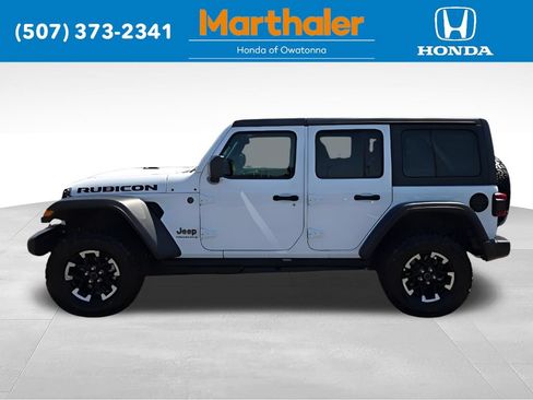 Used 2026 Jeep Wrangler Unlimited Rubicon AWD/4WD image 2