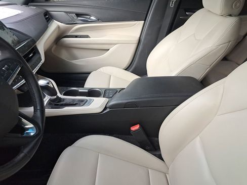 Used 2023 Cadillac CT4 Luxury w/ Cold Weather Package image 4