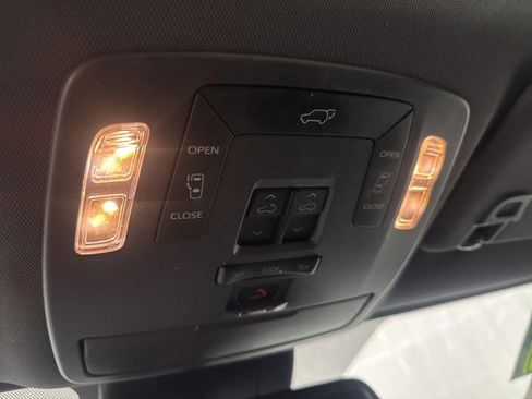 Used 2021 Toyota Sienna XSE image 16