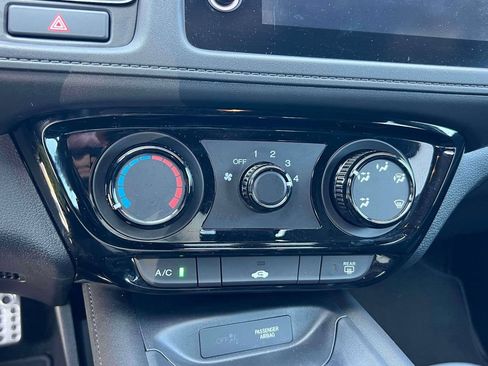Used 2022 Honda HR-V Sport image 28
