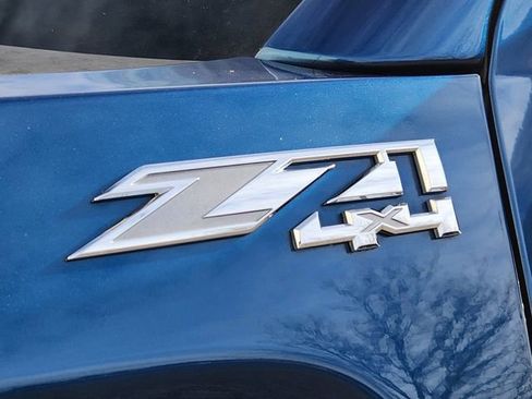 Used 2018 GMC Sierra 1500 SLT w/ SLT Preferred Package image 19