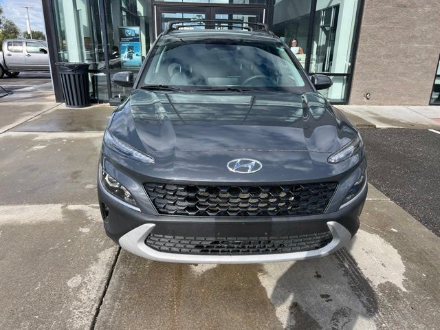Used 2023 Hyundai Kona SEL AWD/4WD image 3