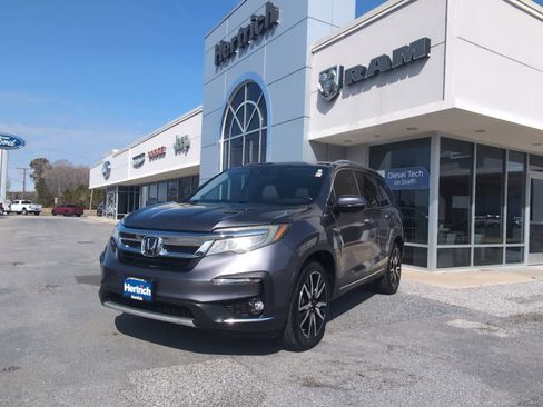 Used 2019 Honda Pilot Elite image 4