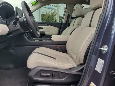 Used 2026 Honda Pilot Touring image 18