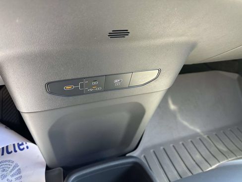 Used 2024 Kia EV9 Wind AWD/4WD image 22
