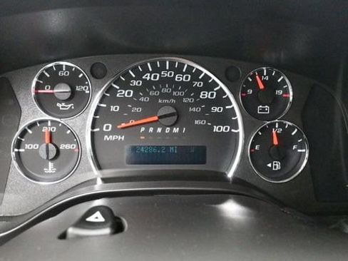 Used 2024 Chevrolet Express 3500 LS RWD image 23